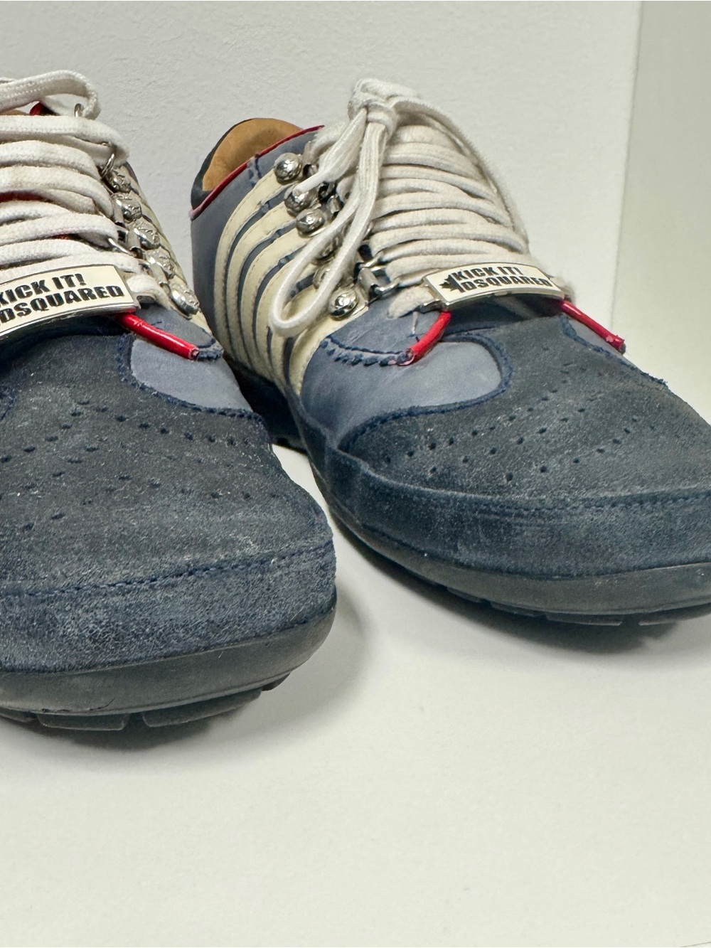 DSquared2 'Kick It!' Navy and White Men's Sneakers - Picture 8 of 8